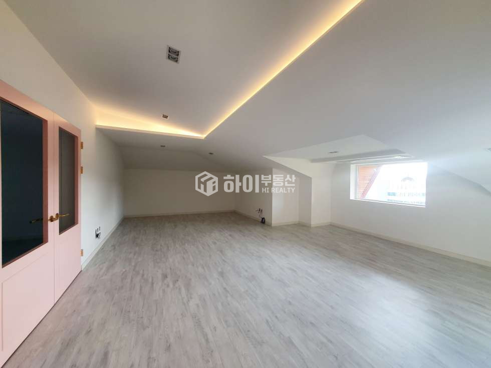 서울 용산구 한남동 한남동 대통령사저인근 올리모델링 대형평형 복층 테라스 고급빌라 월세 매물번호 10121 사진 23